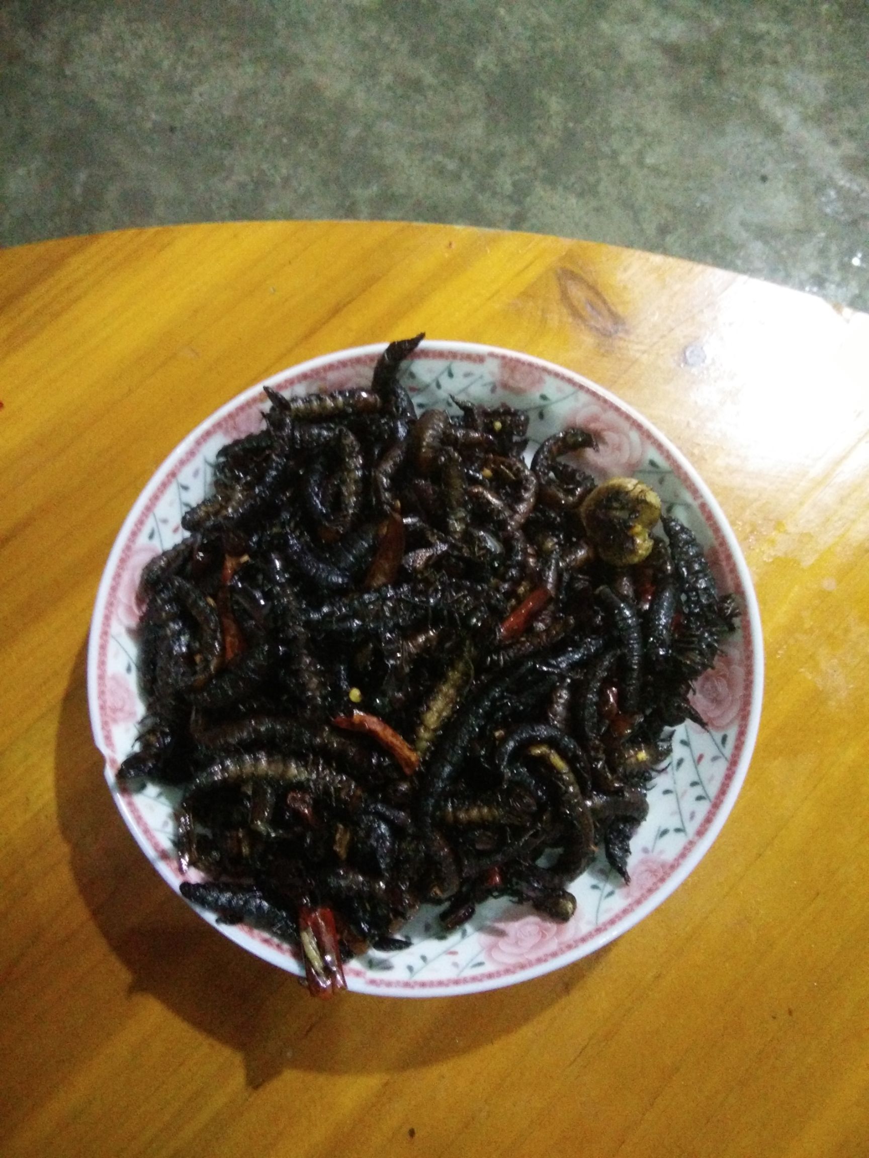 供应大厅  禽畜肉蛋  蜈蚣