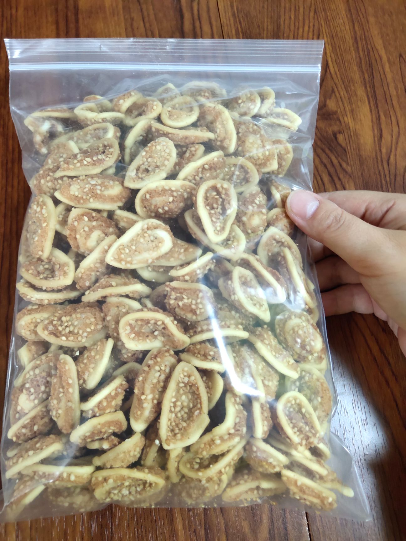 供应大厅  农副加工  休闲零食   商品属性 品种名:猫耳朵 品种名:猫