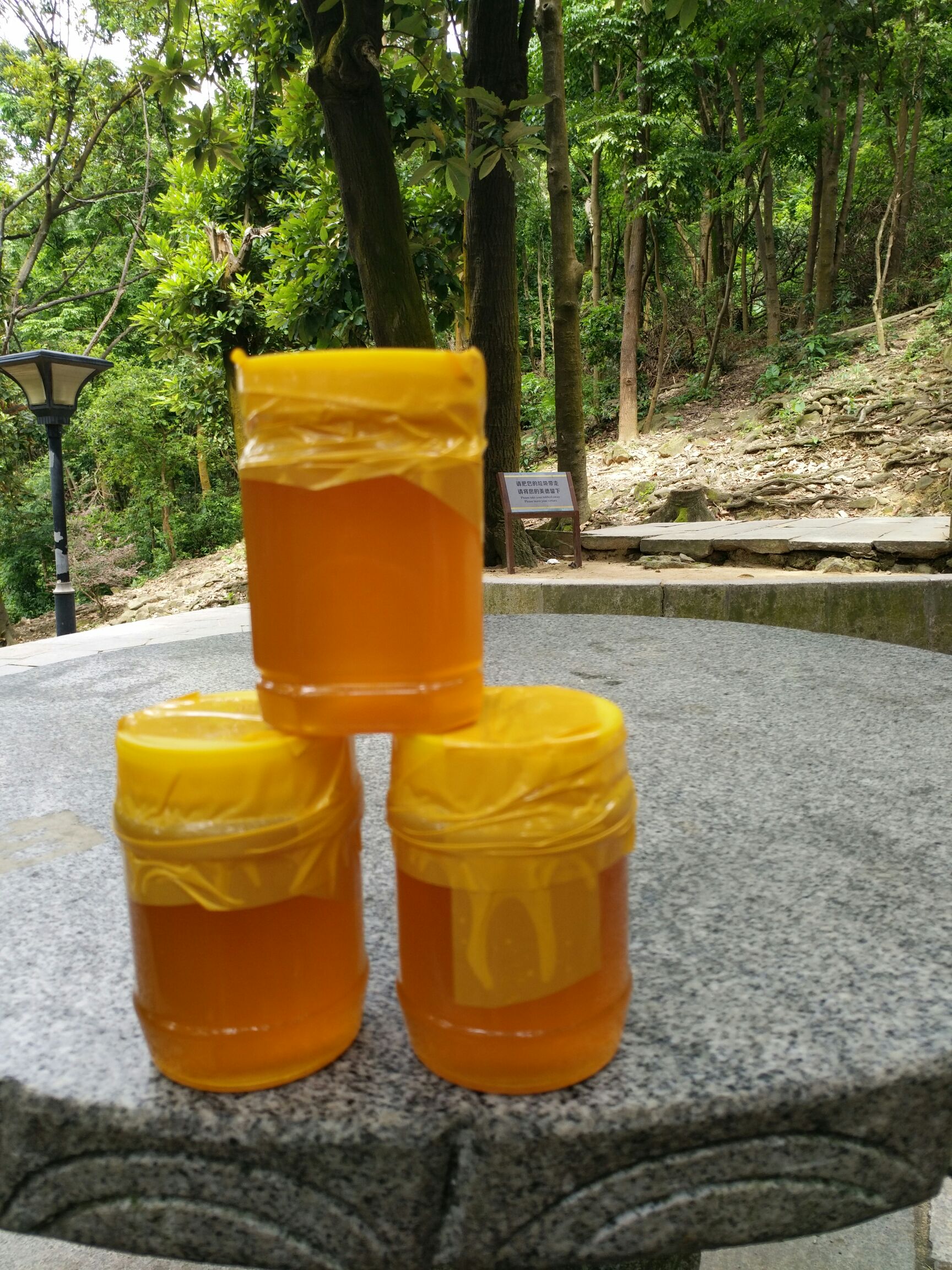纯天然土蜂蜜!