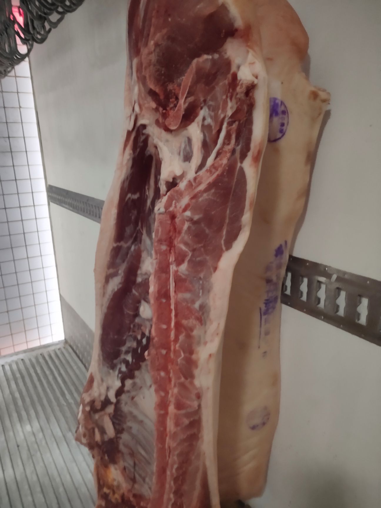 猪肉类 云南白条,有要的联系!