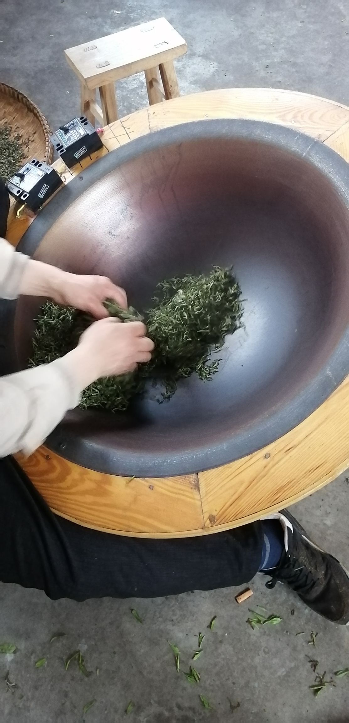 云雾毛尖 手工制作的原绿茶!有喜欢的联系我