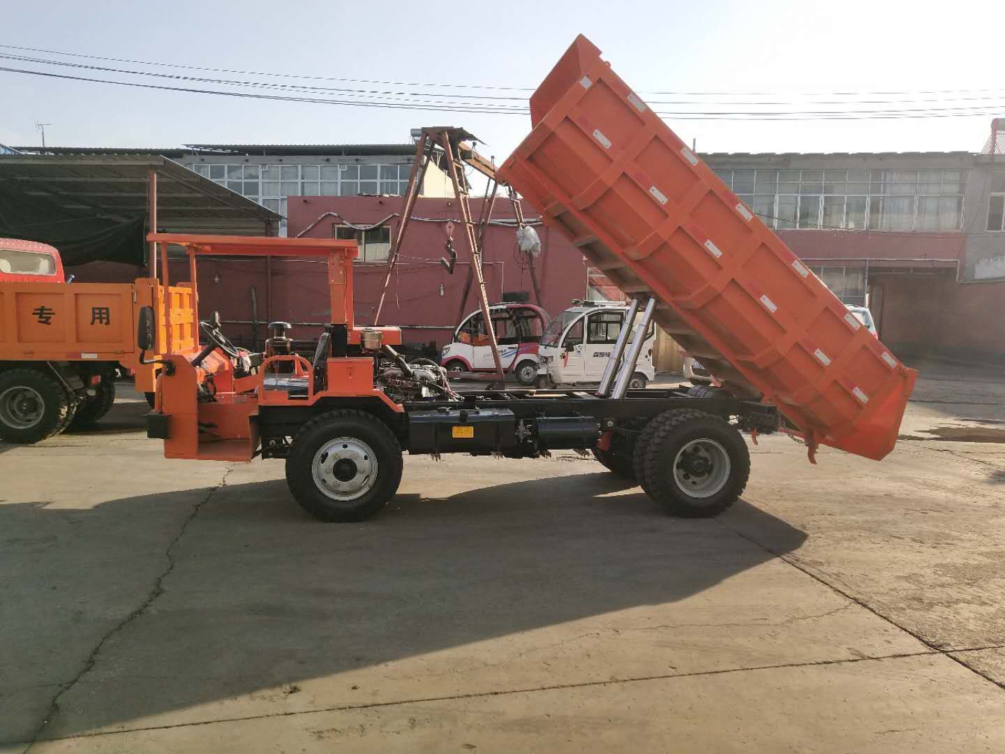 四不像工程车工地拉土车矿用运输车