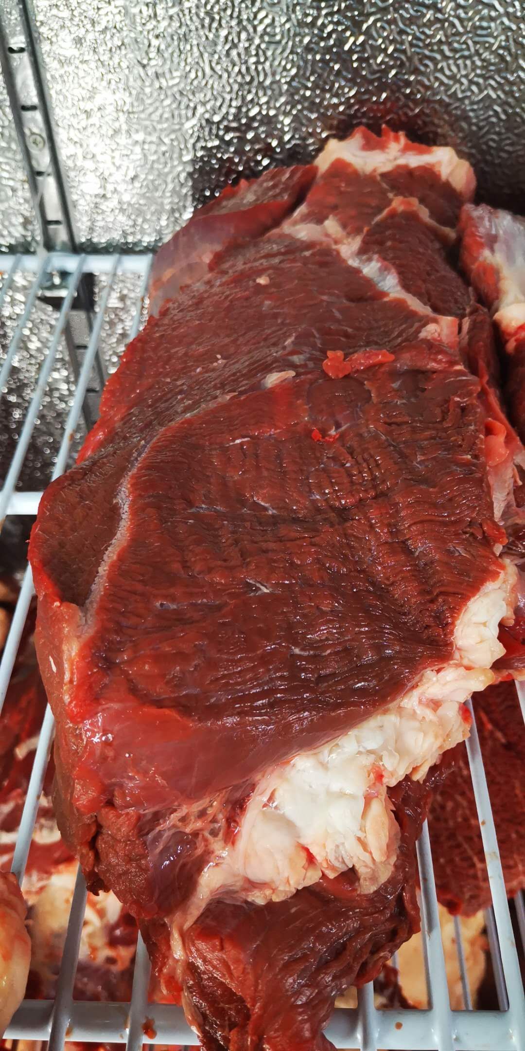 供应大厅 禽畜肉蛋 牛肉