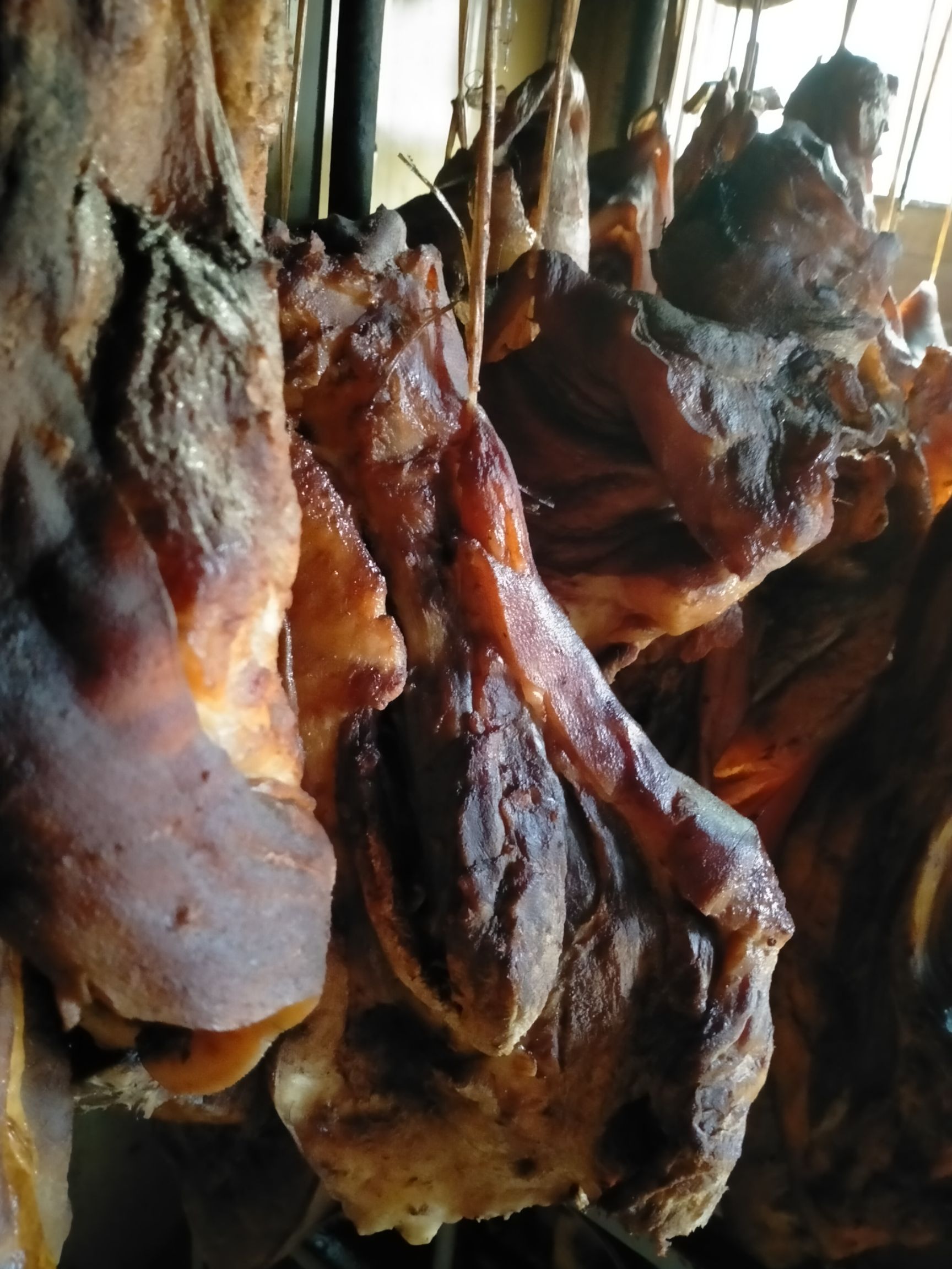 秦岭黑猪腊肉,正宗土猪肉