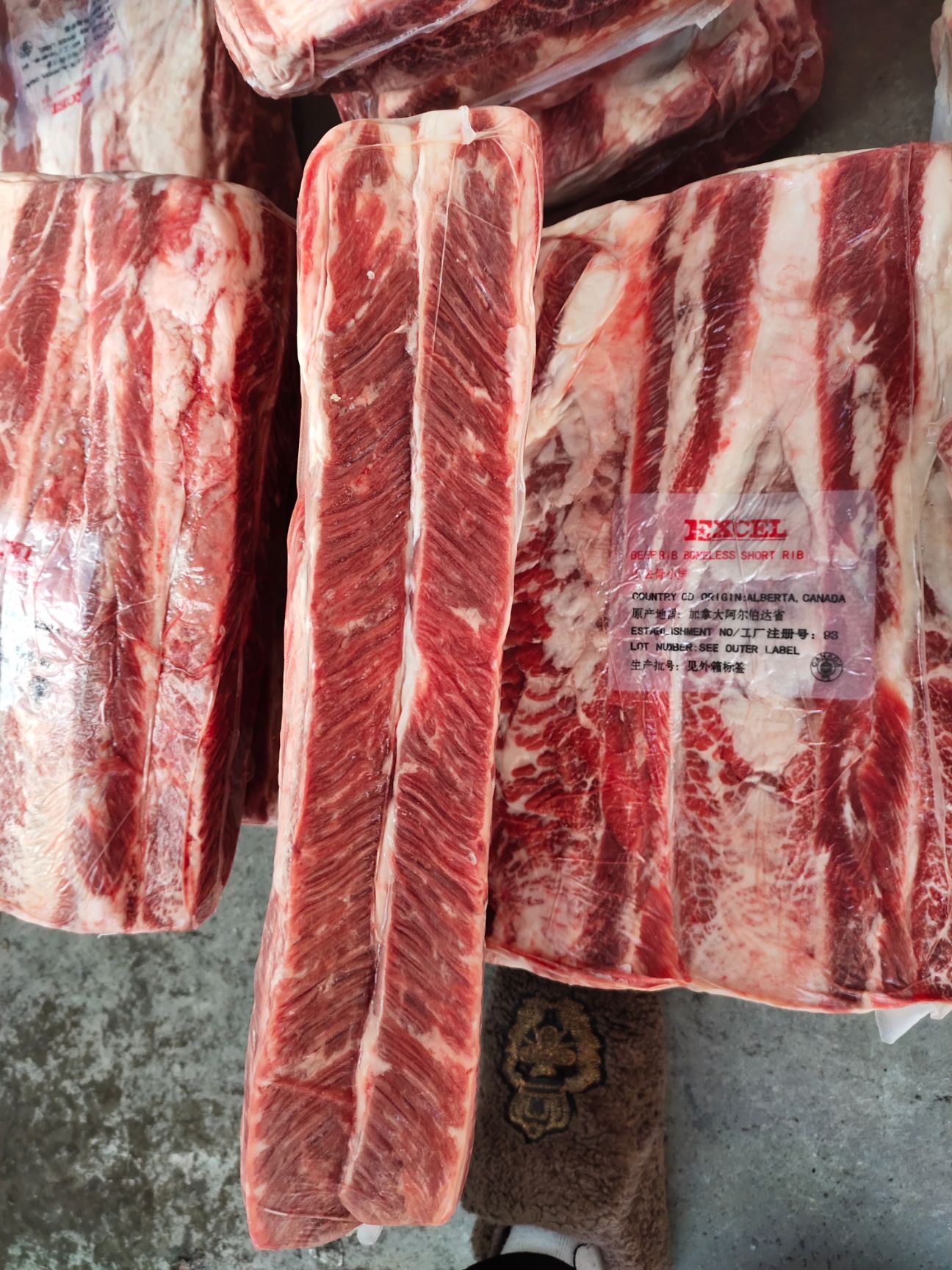 牛小排 生肉