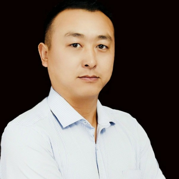 李小锋             