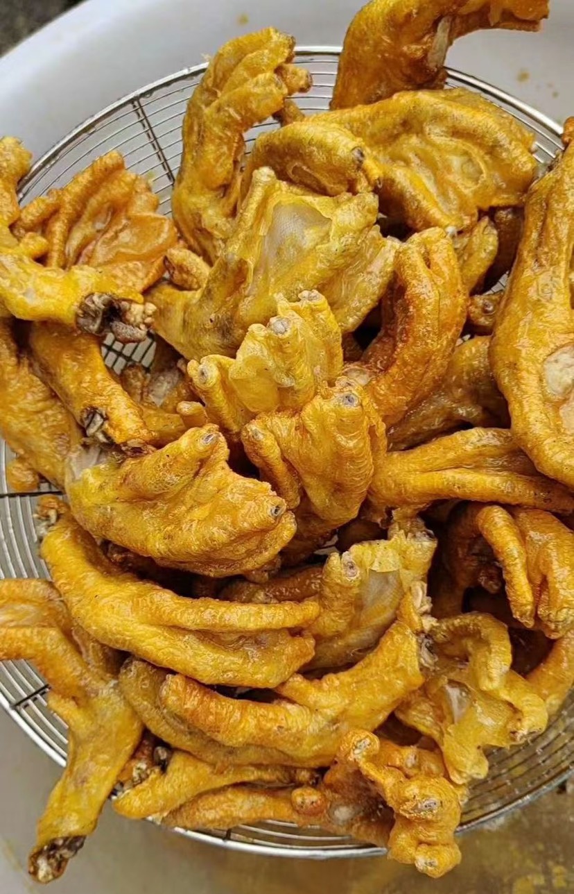 辣鸭爪 炸鸭脚带皮螺蛳粉专用鸭爪,大量批发