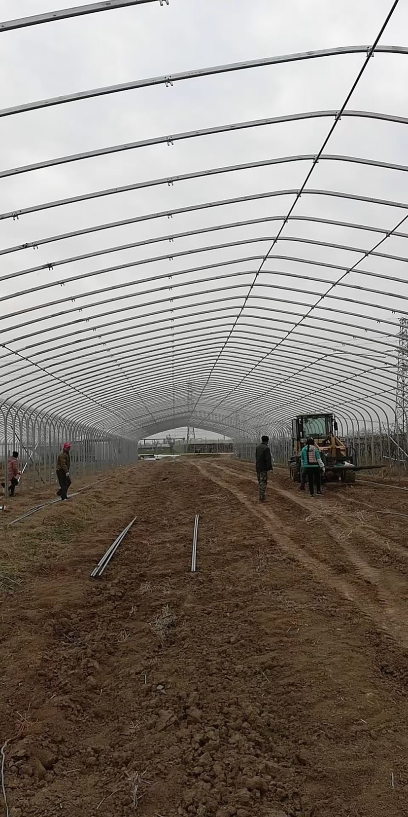 大棚骨架 拱棚椭圆管骨架 正在制作