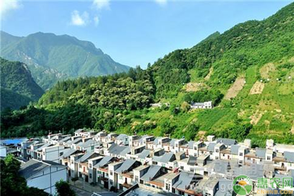 农村俗语“门窗相对人倒霉，门门相对人受伤”是什么意思