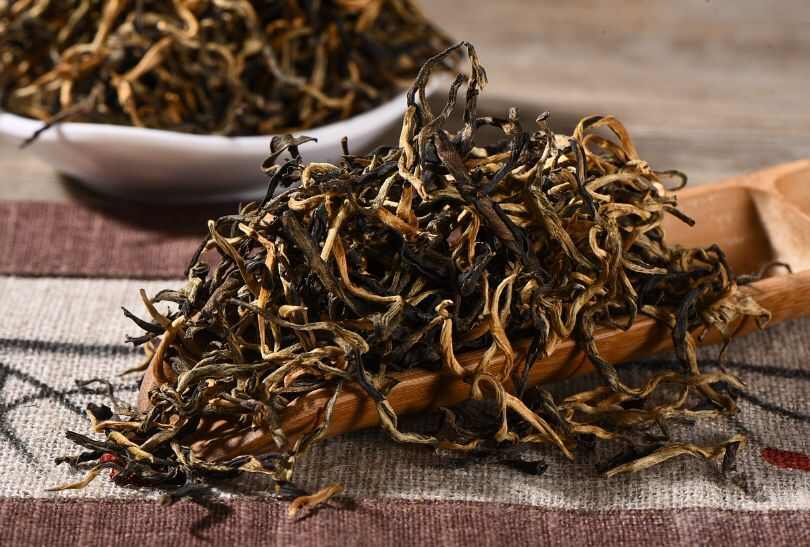 云南高海拔老树普洱红茶口粮茶做奶茶原料散装红茶批发