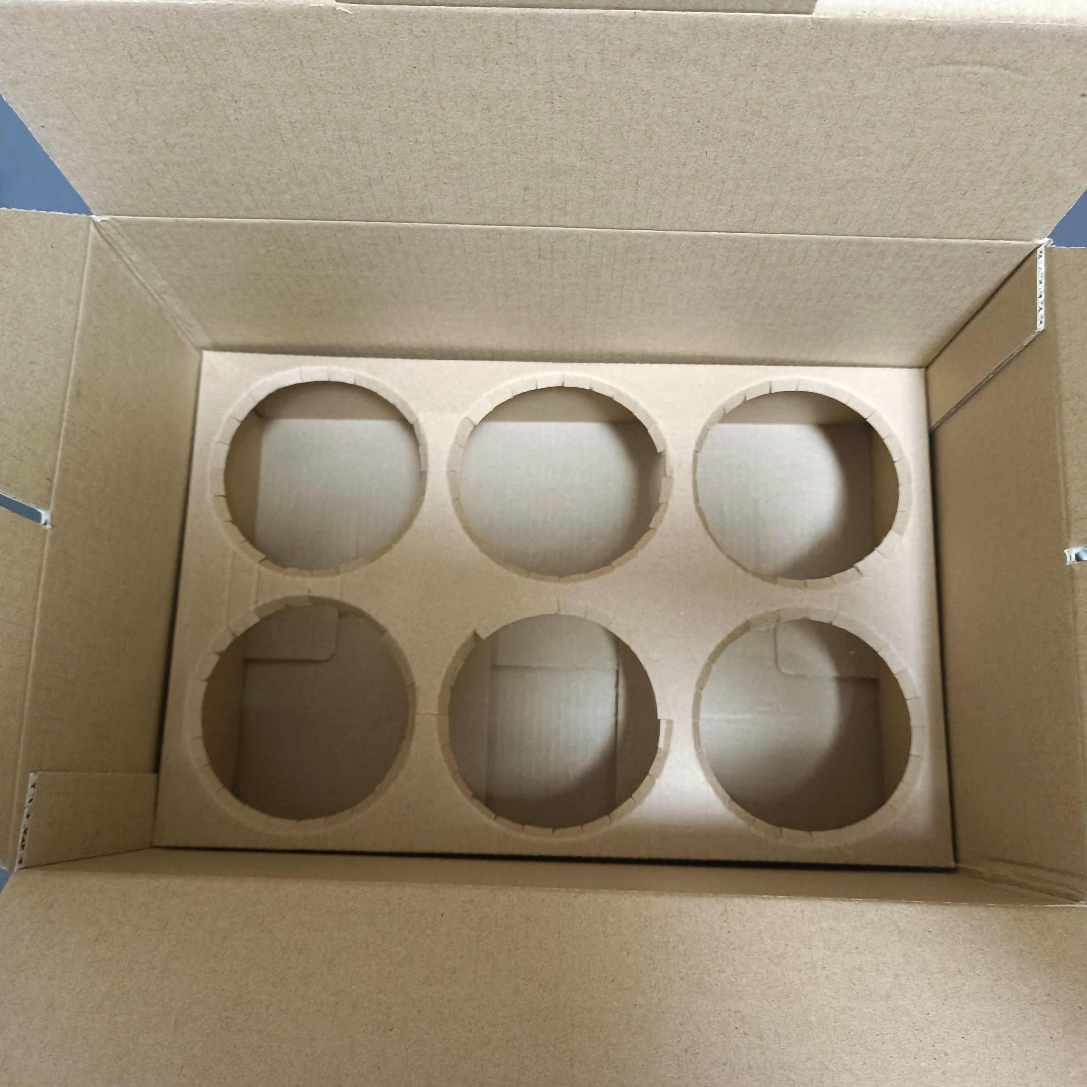 黄桃罐头专用礼盒，六瓶装十二瓶装均有现货，当天发货接受定制