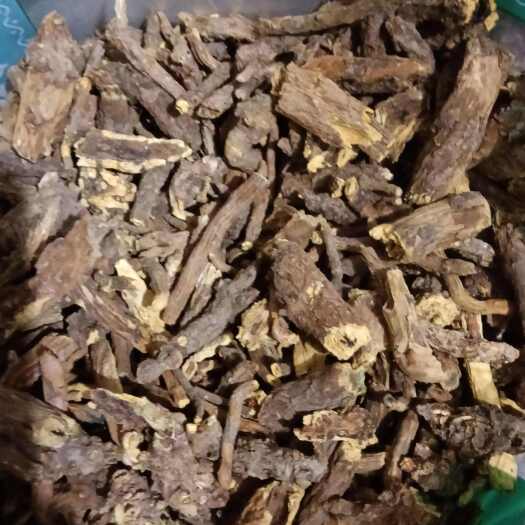 朝阳县黄芩断！4-5年生