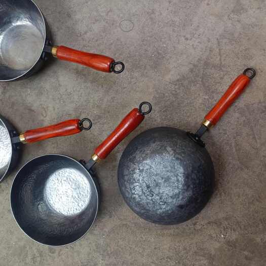 济南大肚锅腩手工锻打厂家直销章丘发货批发