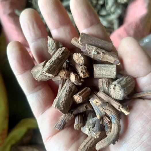 巫山红藤 大血藤 血通段