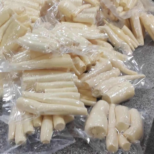 广西面包黄肉木薯蛋黄心木薯白皮粗粮软糯香板栗黄心番薯，