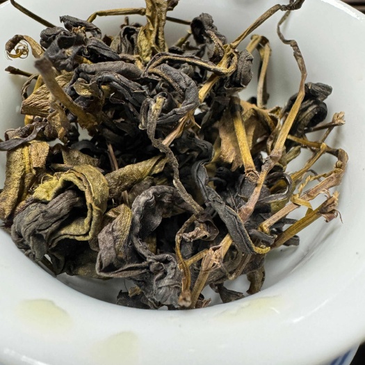 苍梧县广西梧州六堡茶（原种六堡）十斤一件起批
