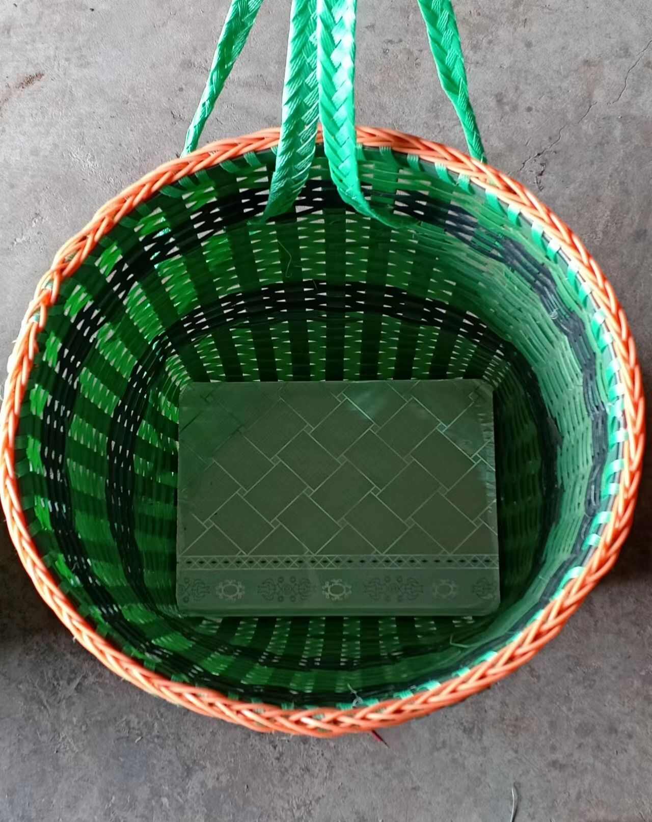 花篮背篓纯手工工艺制作、购物买菜装物品很方便，全国各地可快递