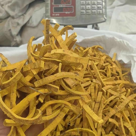 中药材，黄柏，川黄柏 ，产地四川 刮皮切丝，