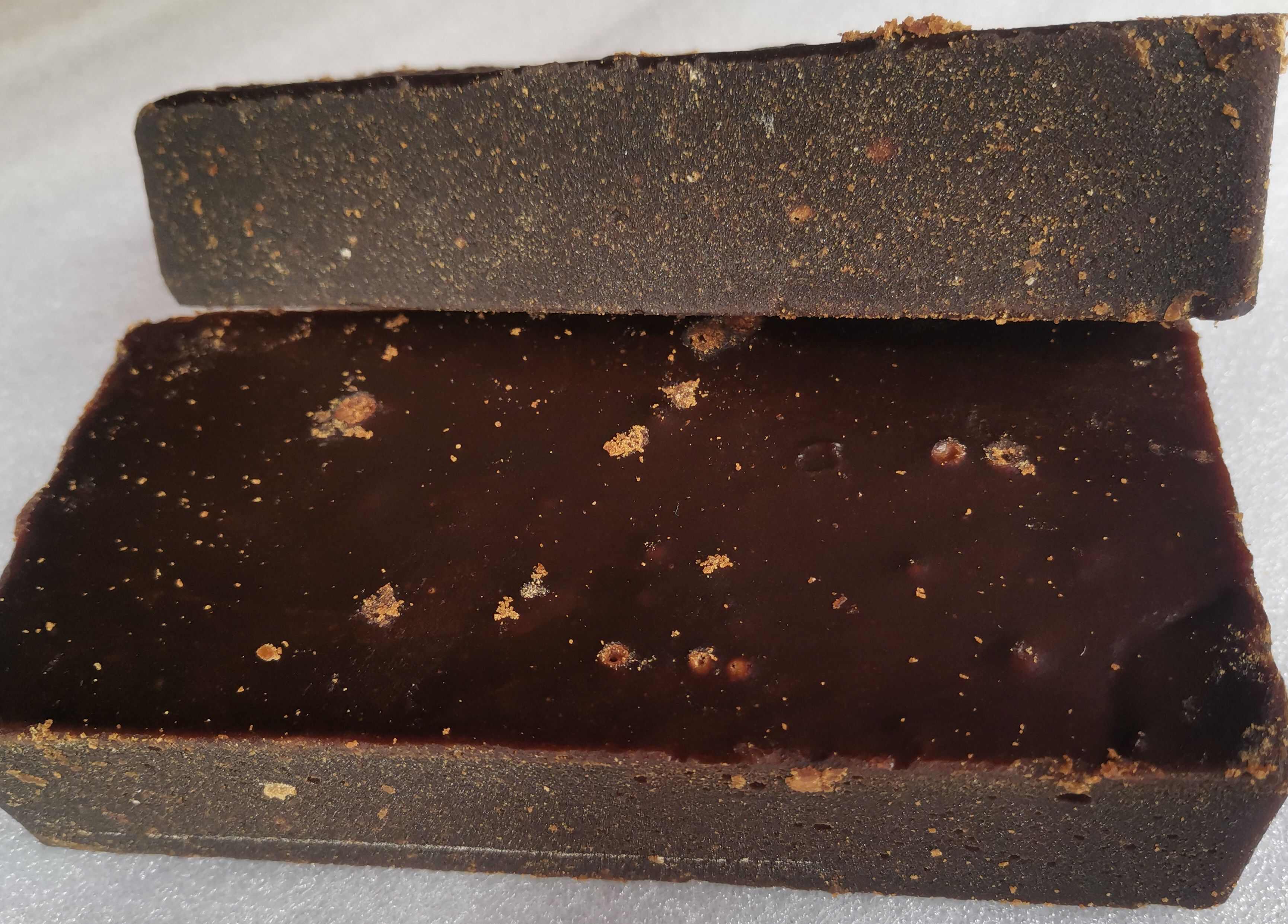 云南甘蔗传统手工红糖老黑糖土红糖块黑片糖酵素月子