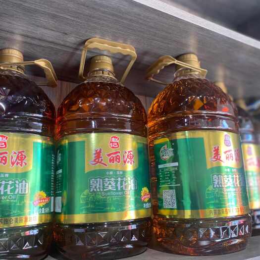 乌前旗厂家直销熟榨葵花籽油，中国菜油之乡，一手货源，支持一件起批
