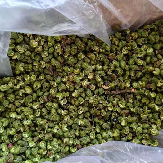 永善县产地直销昭通藤椒青花椒，天然无色素，价格30元/斤可议
