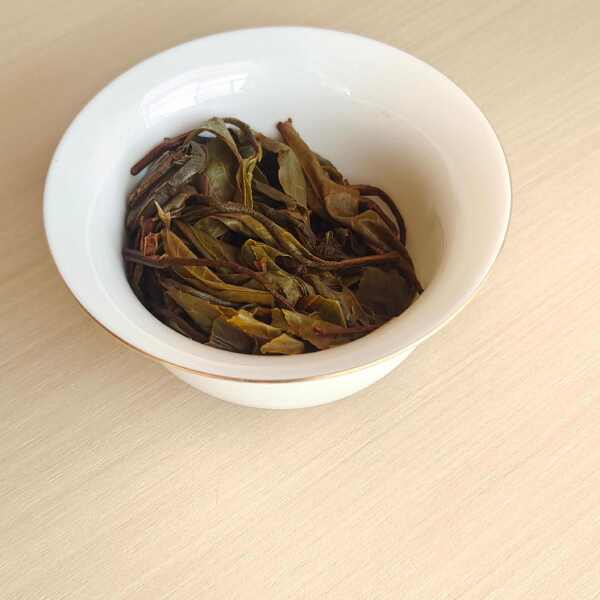 云南特产古树茶临沧产区忙肺古树秋茶晒青散茶500克