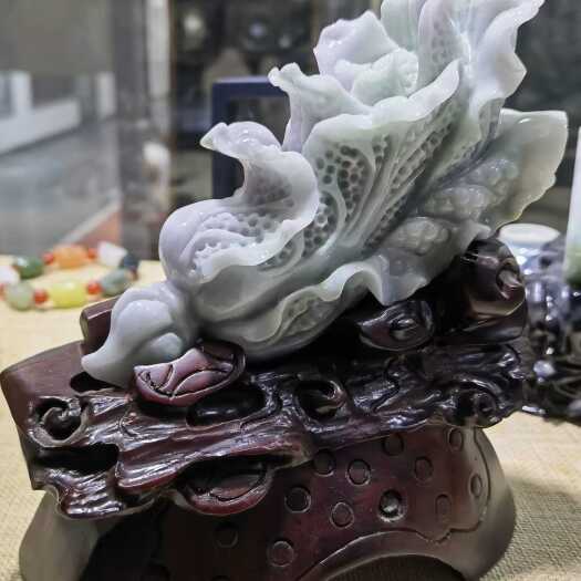 北京翡翠白菜摆件春彩双色白菜摆件，翡翠白菜的寓意
