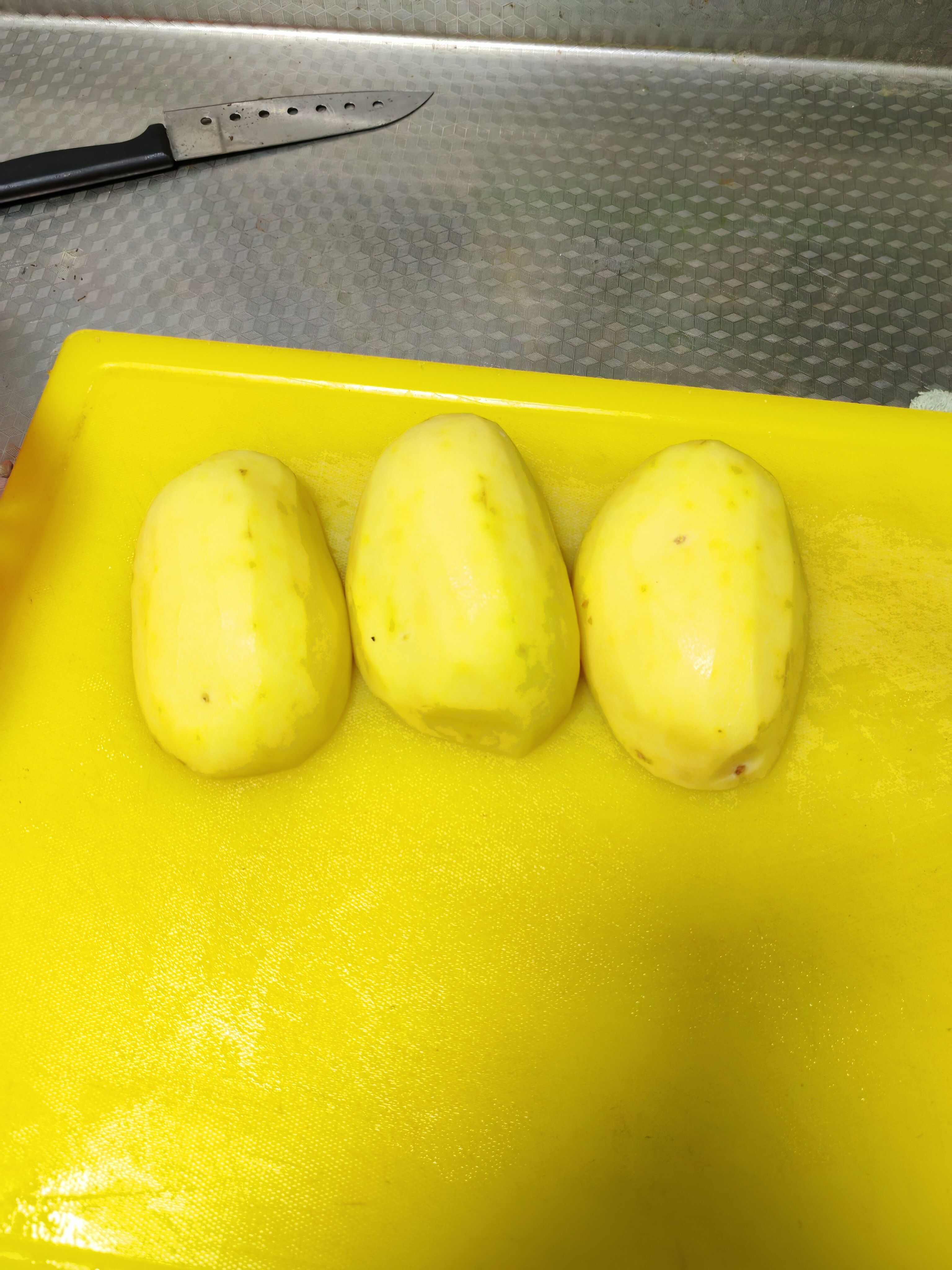 山东土豆内蒙土豆，济南，平阴土豆大量批发价格实惠。