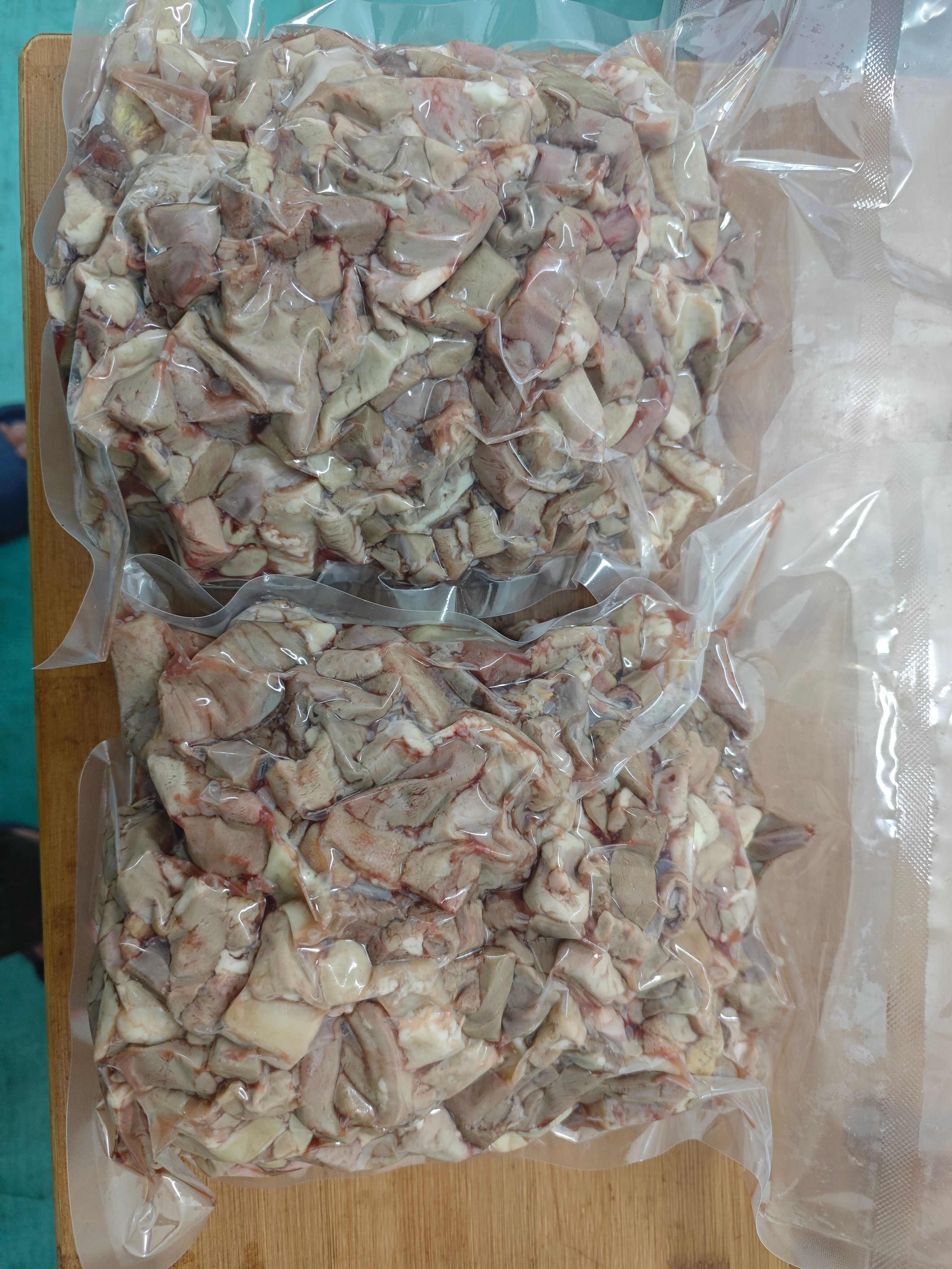 精品牛杂（可根客户需求定做）无牛肝、牛肺、牛皮丝，源头直售。