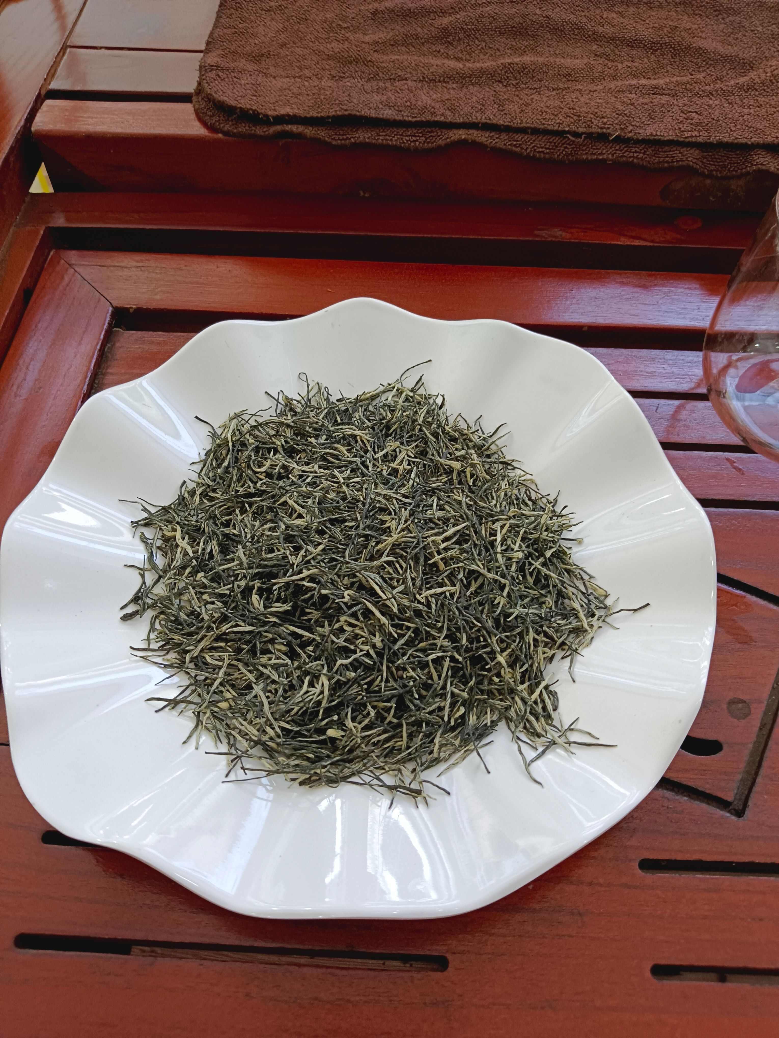 绿茶毛尖茶雪芽