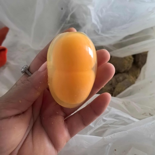 虞城县双黄鸭皮蛋 黄心泥包