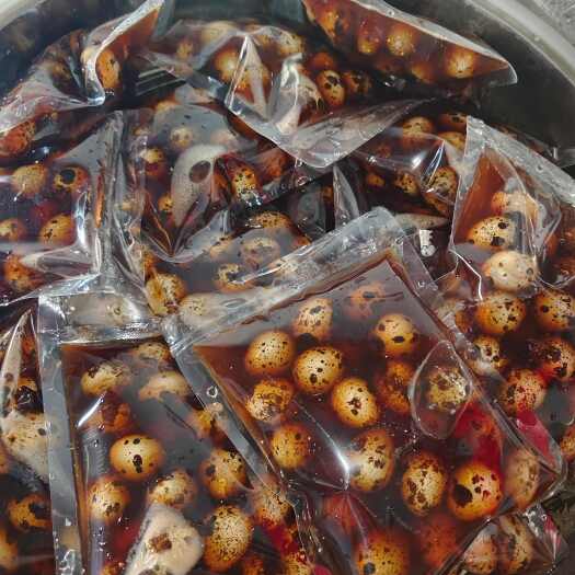 昆明卤鹌鹑蛋600克一袋，味道好，厂家直销。一件25袋