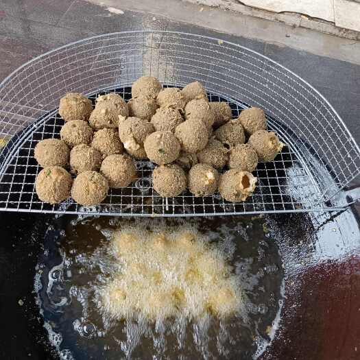 惠水县贵州特色豆腐圆子纯手工制作