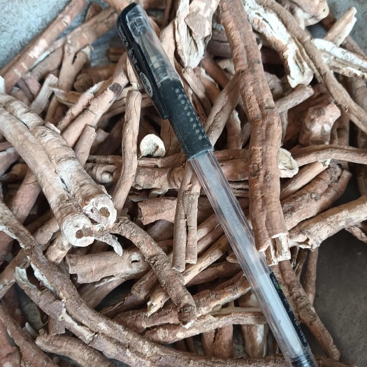 牡丹皮个子，丹皮，去皮丹皮，带皮丹皮，量大优惠