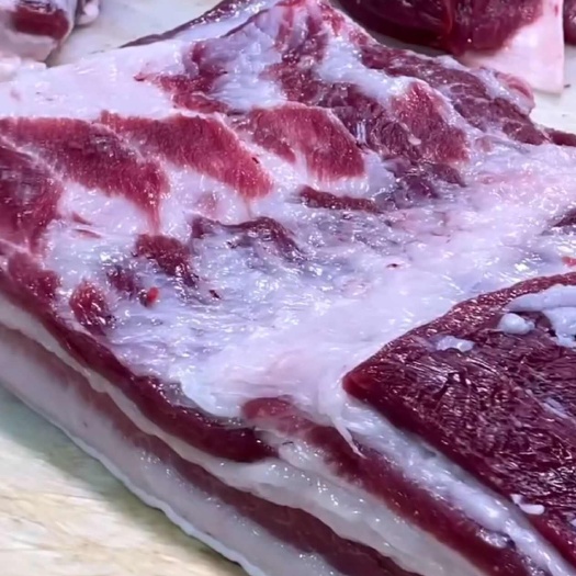 特种黑猪肉，黑猪肉，山猪肉，农家笨猪肉，土猪肉