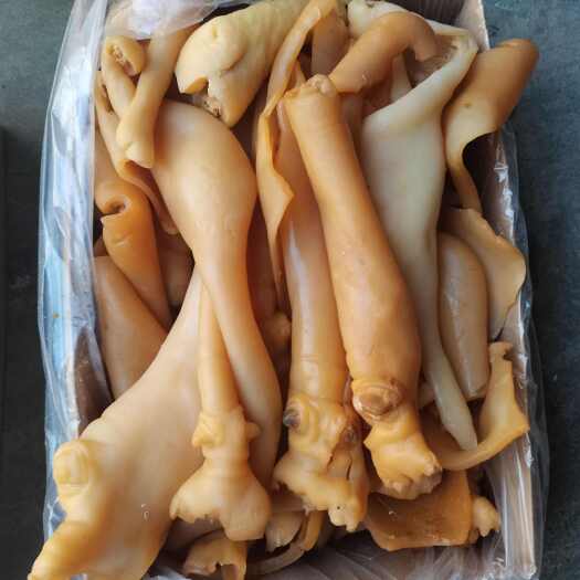 阳信县酱香带角牛蹄皮