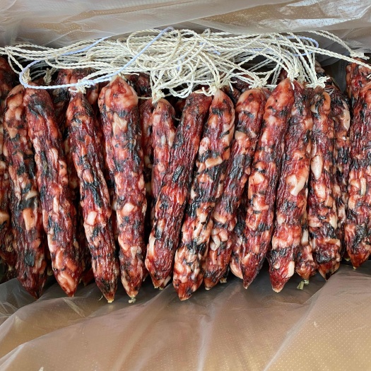精制梅干菜肠皇特色腊肠广式腊肠腊味土猪口感细腻饱和广东腊肠