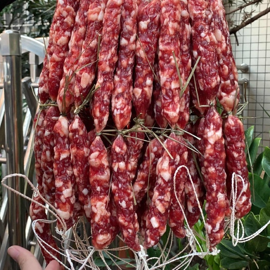 广式腊肠古法生嗮切肉肠皇广东腊肠高端餐饮订做腊肠传统口味