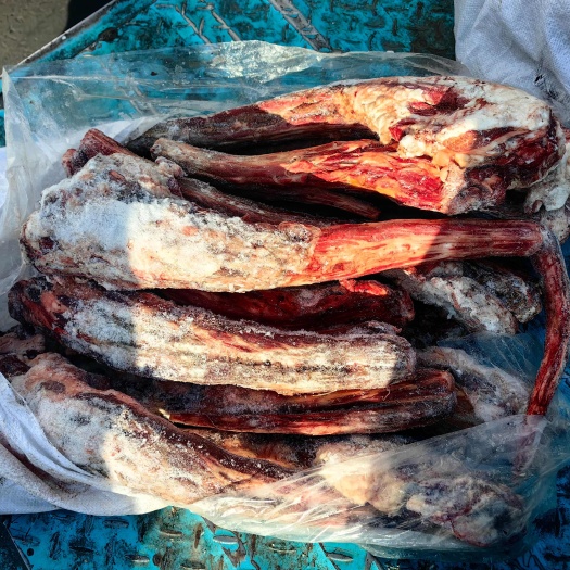 郑州精品牛尾，不带尾骨，鲜冻牛尾，适合各种高档餐厅，饭店卤煮必备
