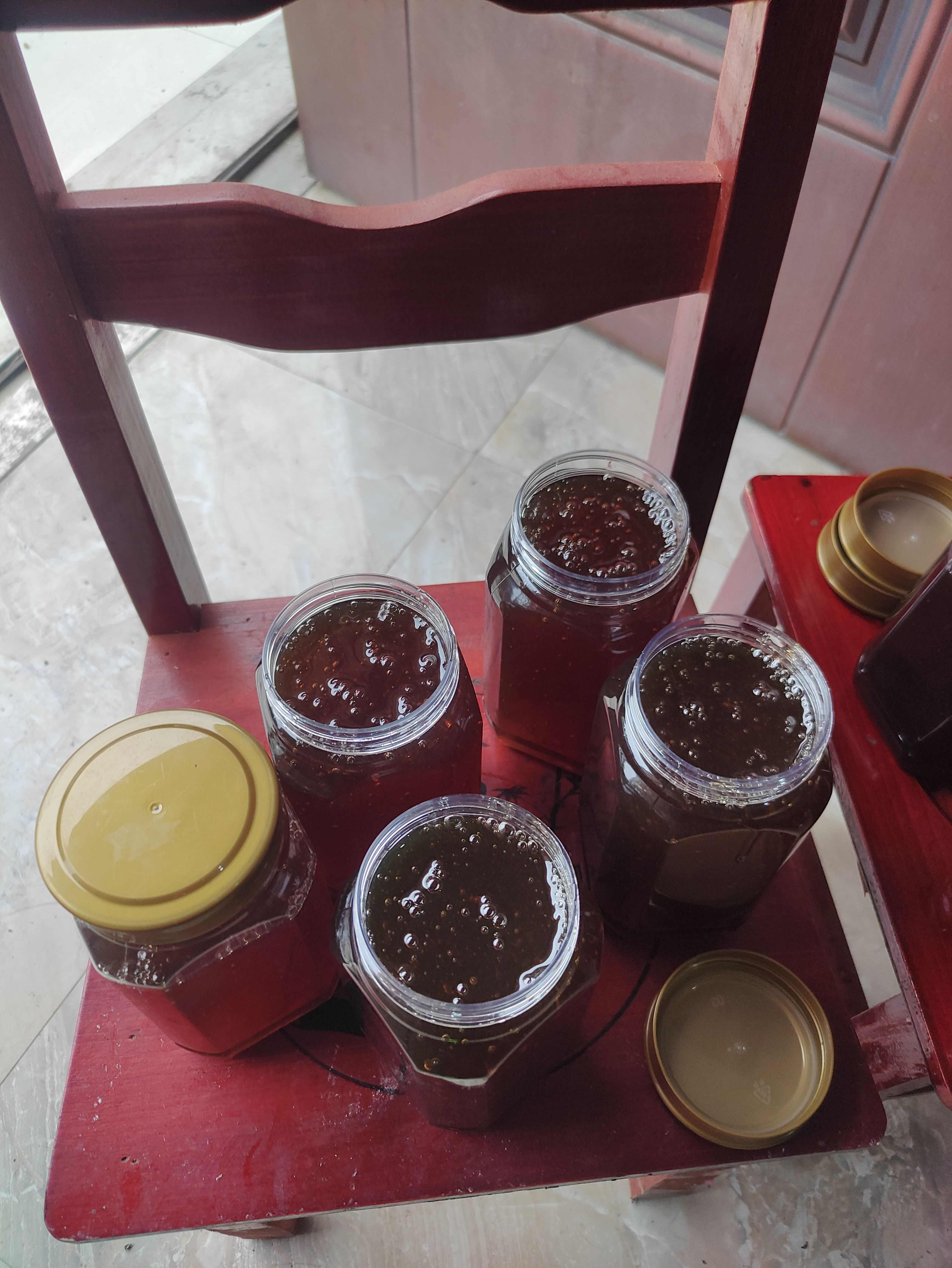 假一赔十,五倍子花蜂蜜香气迷人,甘甜可口蜂场直发