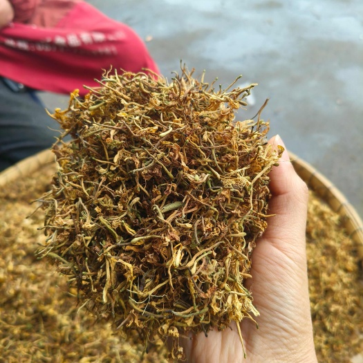 金银花开花货,太阳晒干