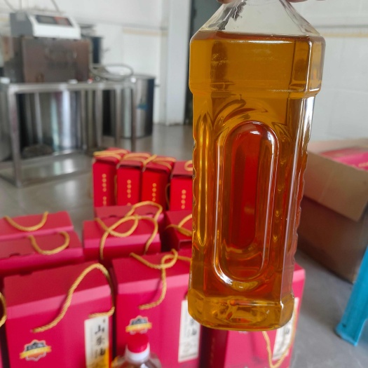 桃江县湖南益阳古式压榨山茶油 绿色健康，包邮包赔开票