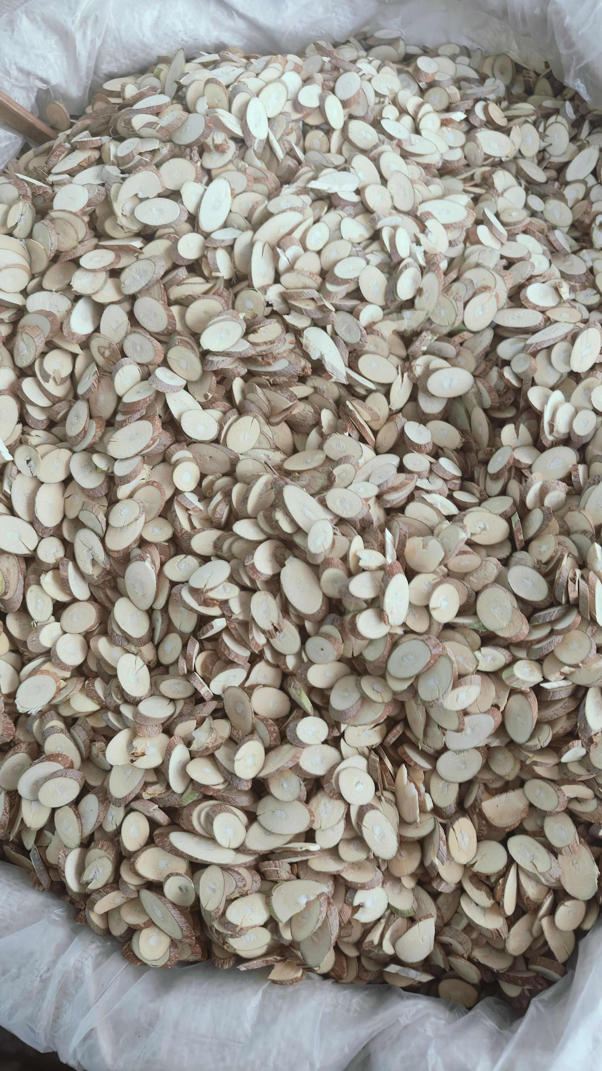 桑枝别名桑枝片桑条、嫩桑枝，量大从优