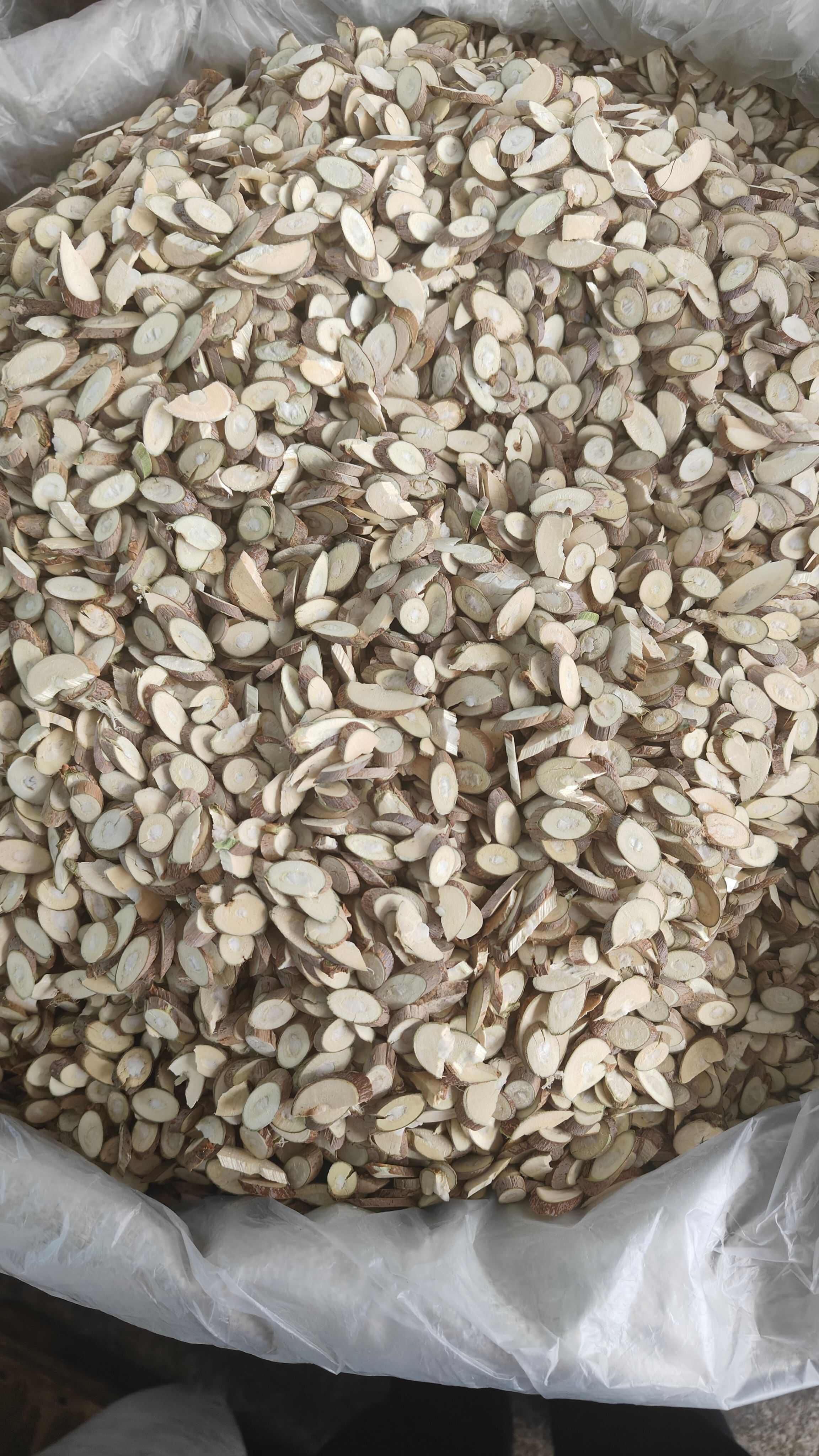 桑枝别名桑枝片桑条、嫩桑枝，量大从优