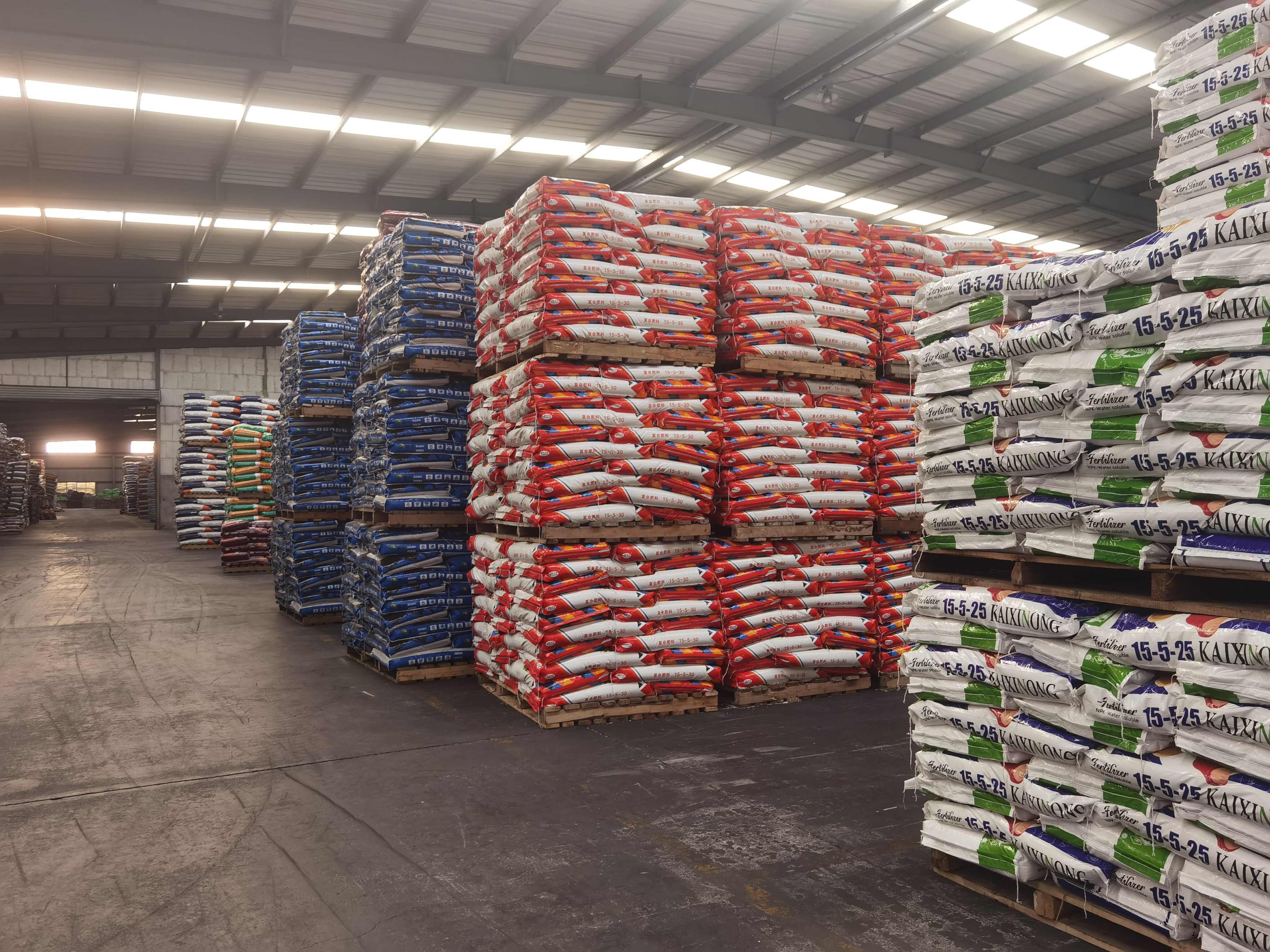 厂家批发 复合肥料 大田作物肥料 云贵川渝送到