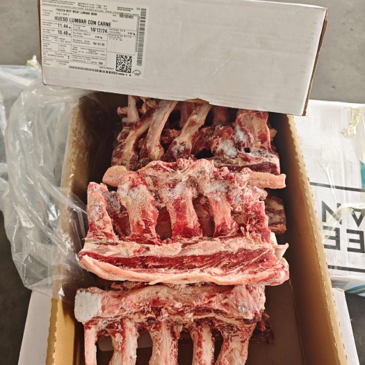 郑州阿根廷腰椎骨牛杂骨电商专用好货价格便宜，全国批发适合牛骨大汤