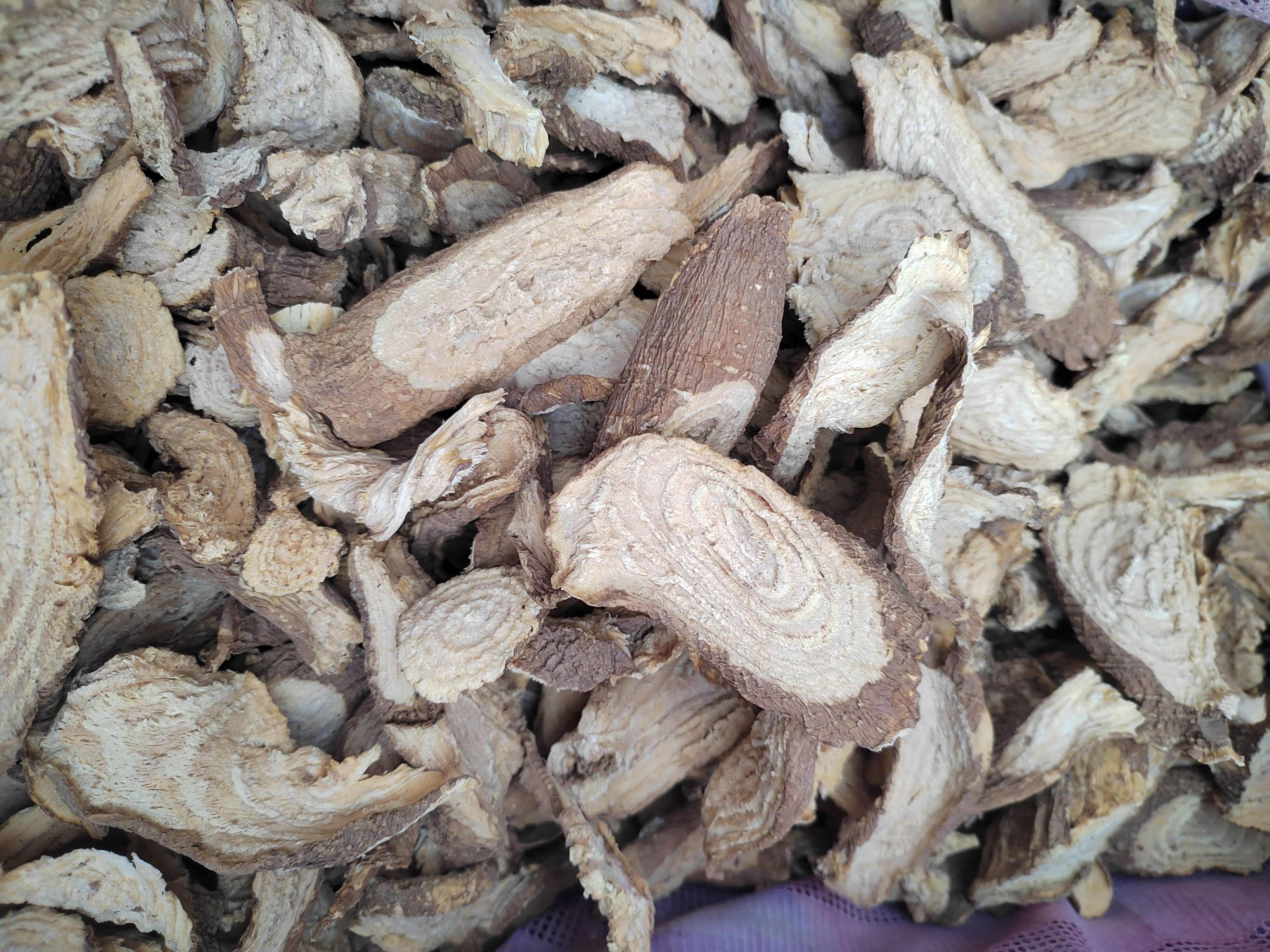 商陆，也叫山萝卜，金七娘，章柳，切片干货，今年新货。