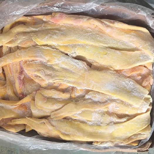 精修牛板筋，厚度好，干度高，不水发
诚信为，本坑蒙拐骗请绕行