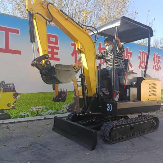 济宁多功能小型挖掘机 农用家用工程工地市政绿化园林建设山地开荒