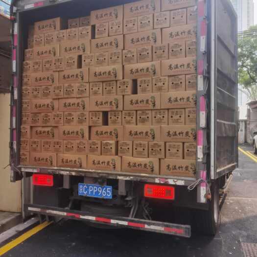 厦门圣焱烧烤竹炭！！！纯竹粉制造，燃烧时间长，热量均匀！！！